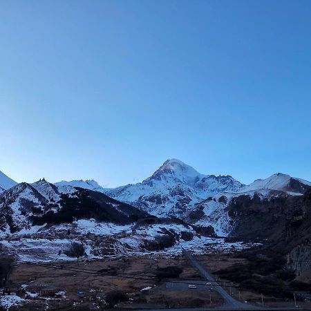 Giorgi'S Guest House Kazbegi Exterior foto